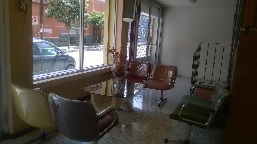 קיטו Hotel Bacastell מראה חיצוני תמונה